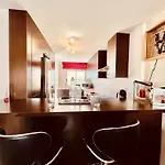 El Horno Apartment *